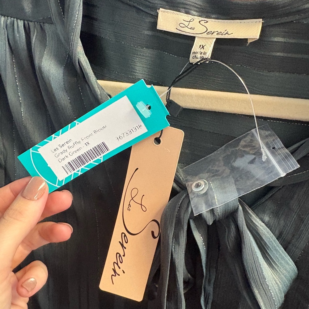 Chic Forest Green Striped Blouse - Picture 7 of 7